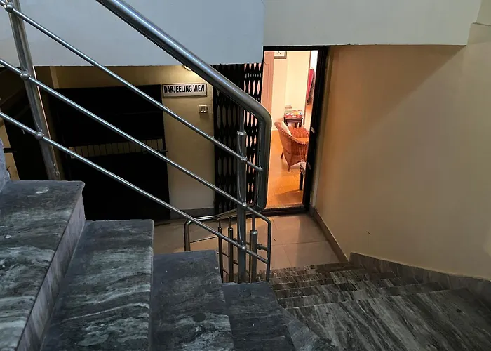 Primrose Apartment